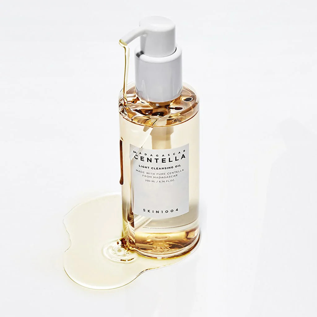 MADAGASCAR CENTELLA LIGHT CLEANSING OIL 200ML