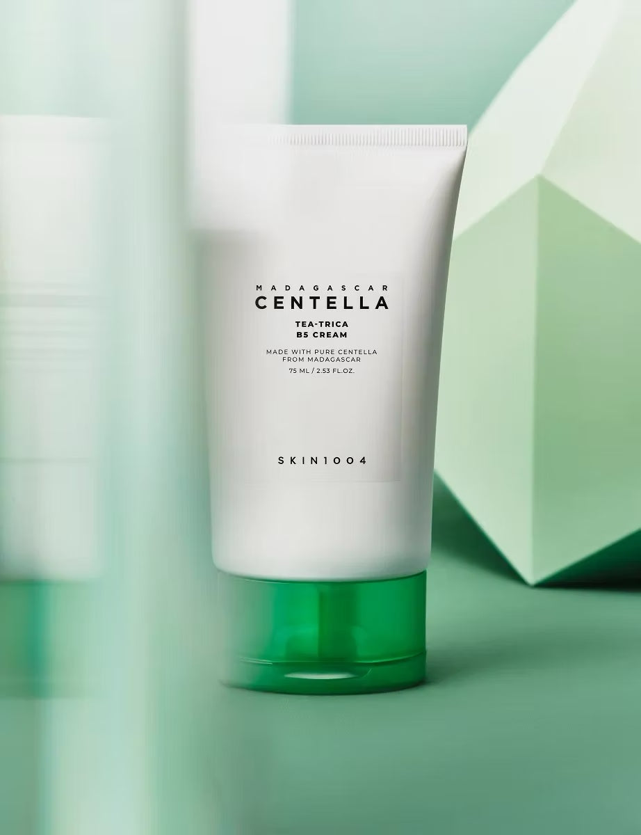 SKIN1004 Tea-Trica Crema Facial Calmante con Centella y Árbol de Té – Cuidado Antiacné para Piel Grasa o con Imperfecciones 75ml